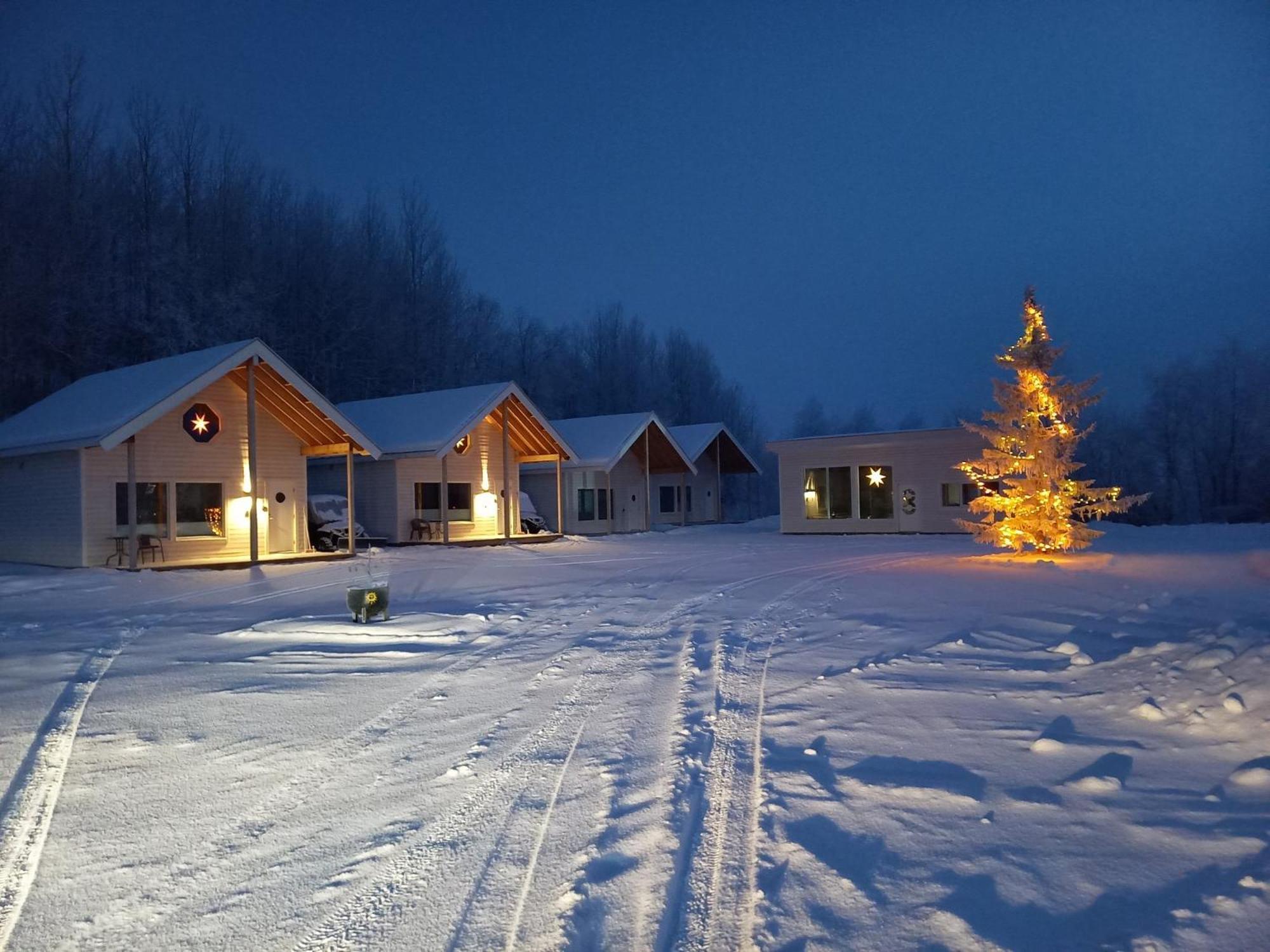 Atte Arstider Lodge Neiden Exterior photo